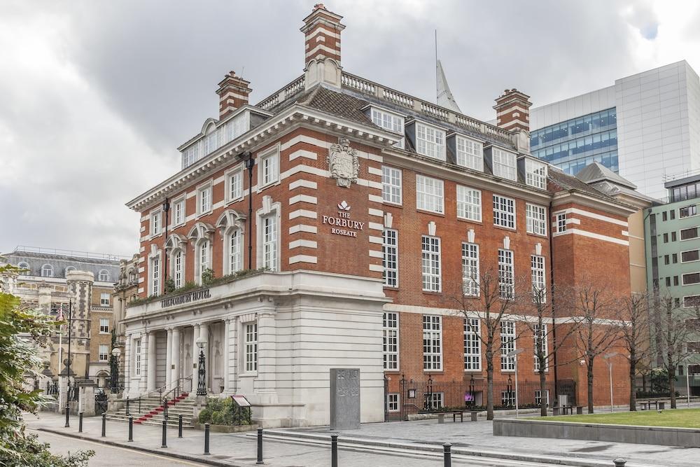 The Roseate Reading Hotel Exterior foto The former headquarters of the London School of Hygiene and Tropical Medicine, now the headquarters of the London School of Hygiene & Tropical Medicine