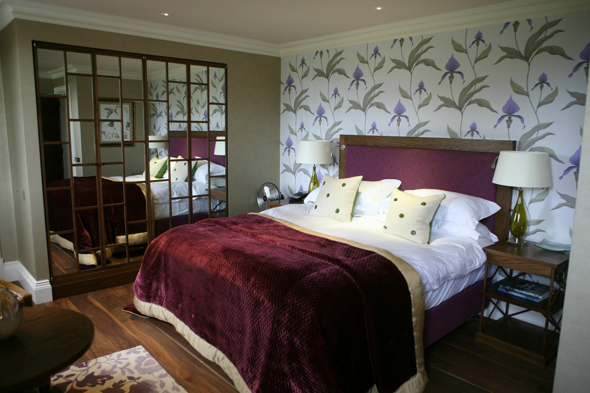 The Roseate Reading Hotel Exterior foto A bedroom at the hotel
